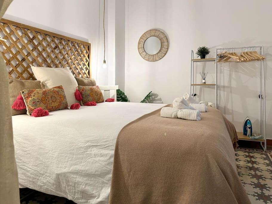 Aires Bohemios En Pleno Centro. Apartment Alicante Exterior photo