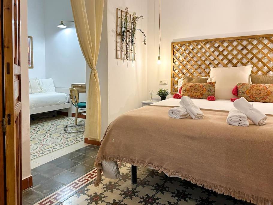 Aires Bohemios En Pleno Centro. Apartment Alicante Exterior photo